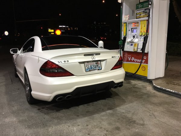 gas station.jpg