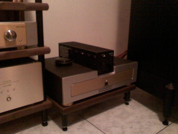 Tube amps 002..jpg