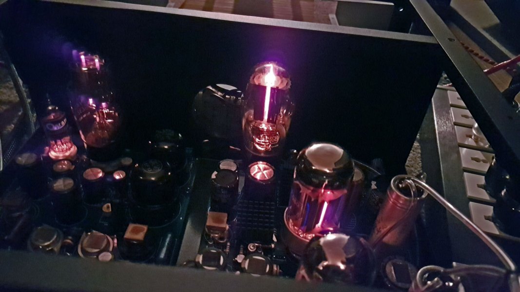 all lights on.jpg all lights on.jpg