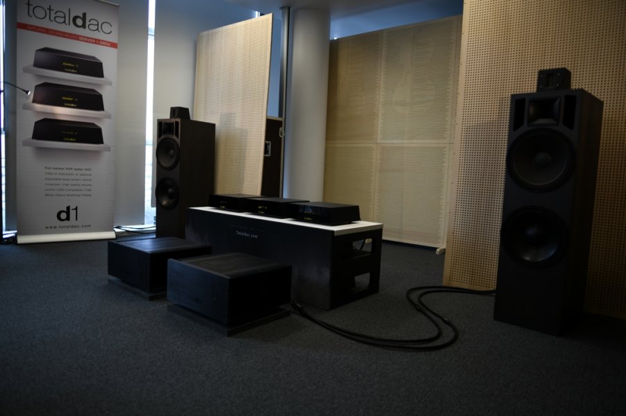 2023-10-21_00006.jpg 2023-10-21_00006.jpg