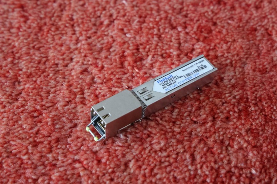 SFP-RJ45 Module_4X3A4807_1600pix.jpg