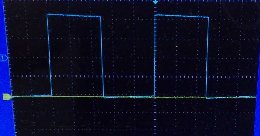 1 khz   square pulse.jpg