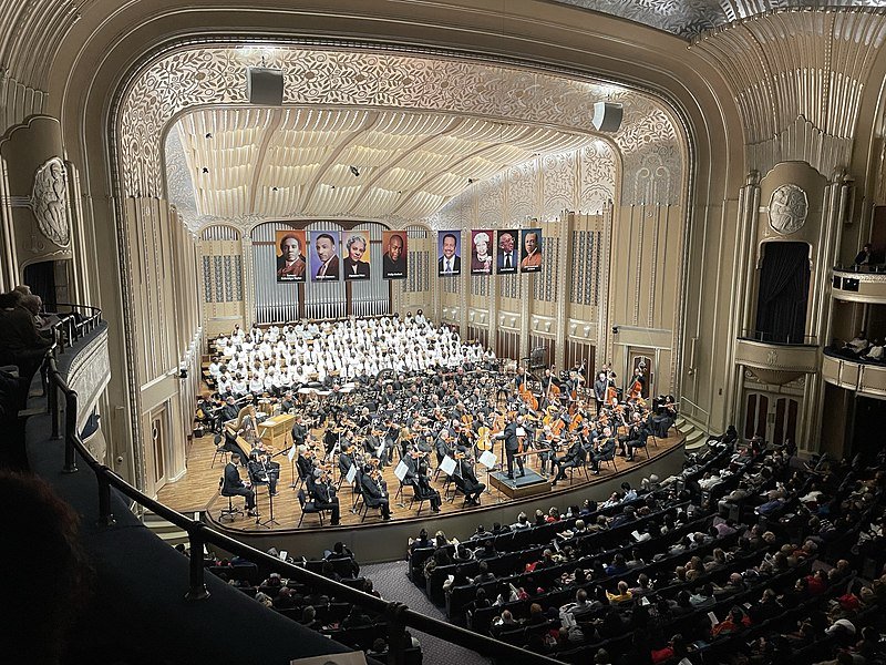 The_Cleveland_Orchestra_being_conducted_by_Daniel_Reith_at_Severance_Hall_January_15th_2023.jpg