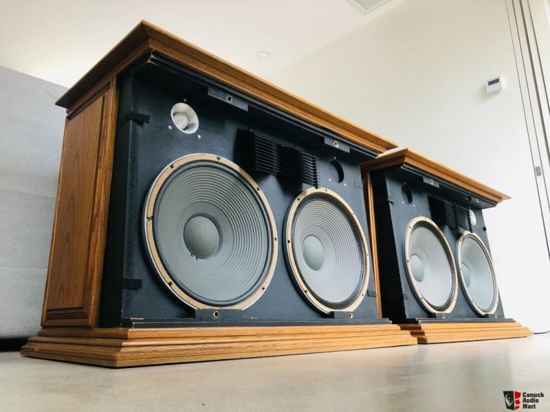 3478523-d2d0678c-jbl-c60-sovereign-i-sr8-group-3-way-same-drivers-as-paragons.jpg 3478523-d2d0678c-jbl-c60-sovereign-i-sr8-group-3-way-same-drivers-as-paragons.jpg