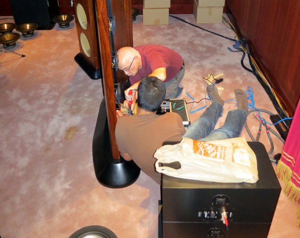 Soldering connections.jpg Soldering connections.jpg