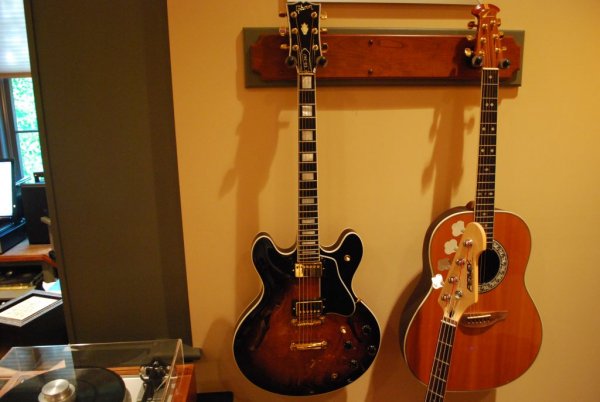 Gibson ES347 resized.jpg