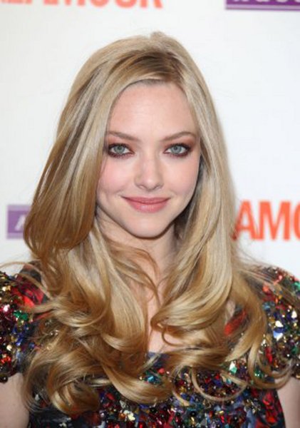 amanda-seyfried-glamour-awards.jpg