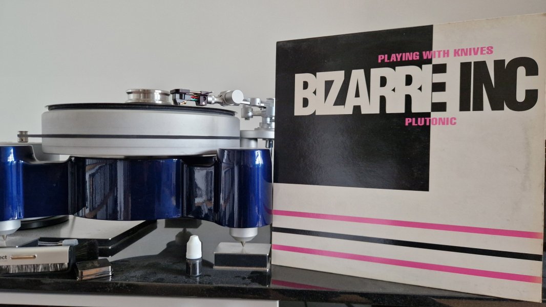 Bizarre Inc - Playing With Knives.jpg