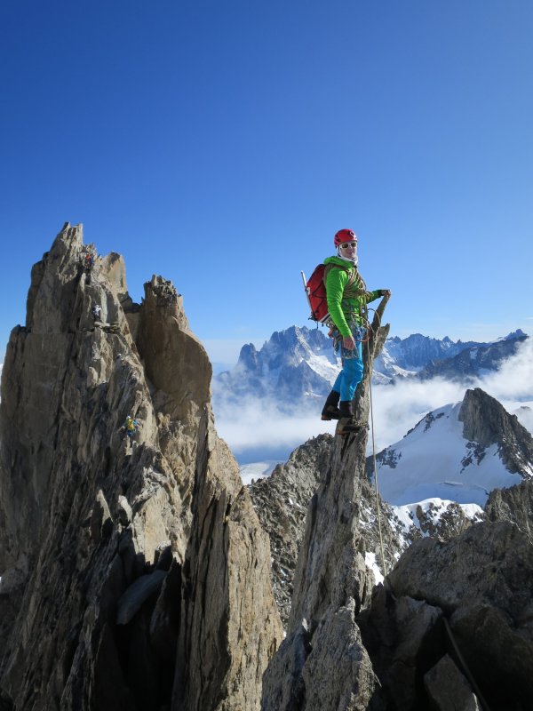 2025-07-12_Aiguille_Entreves_Julie_Tom_31.JPG 2025-07-12_Aiguille_Entreves_Julie_Tom_31.JPG