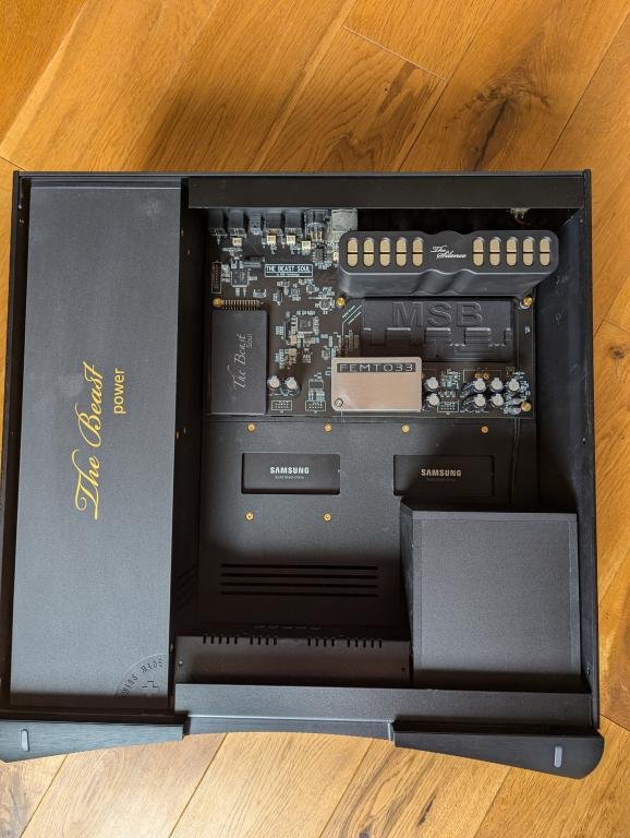 2642672641_0_g (1).jpg