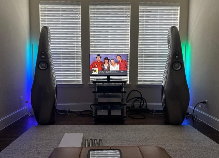 Vivid G'1s at Tracys.jpg