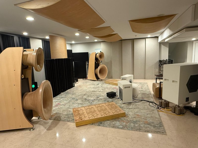 WhatsApp Image 2025-09-23 at 17.16.13 (2).jpeg