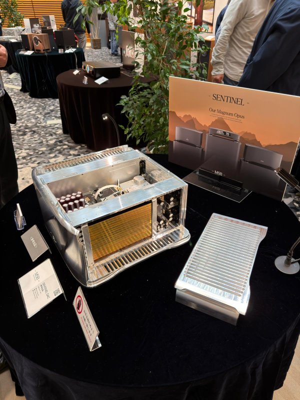 WhatsApp Image 2025-10-17 at 12.44.19_99e736ea.jpg