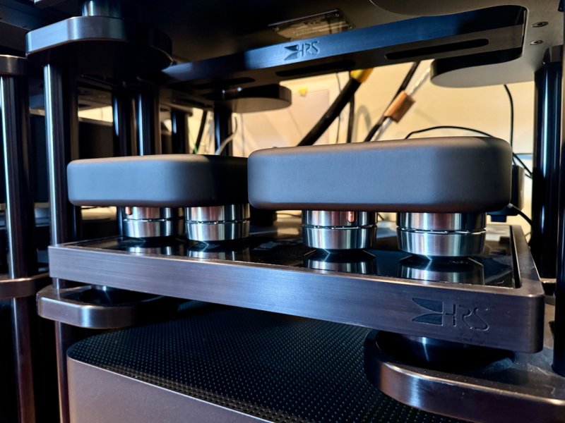 U5s switch and router.jpg