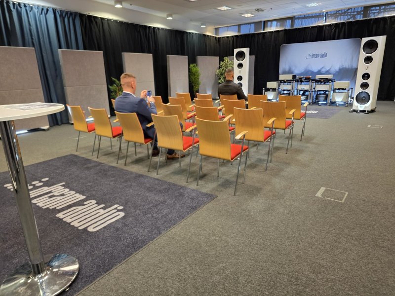 WhatsApp Image 2025-10-24 at 09.19.45 (1).jpeg