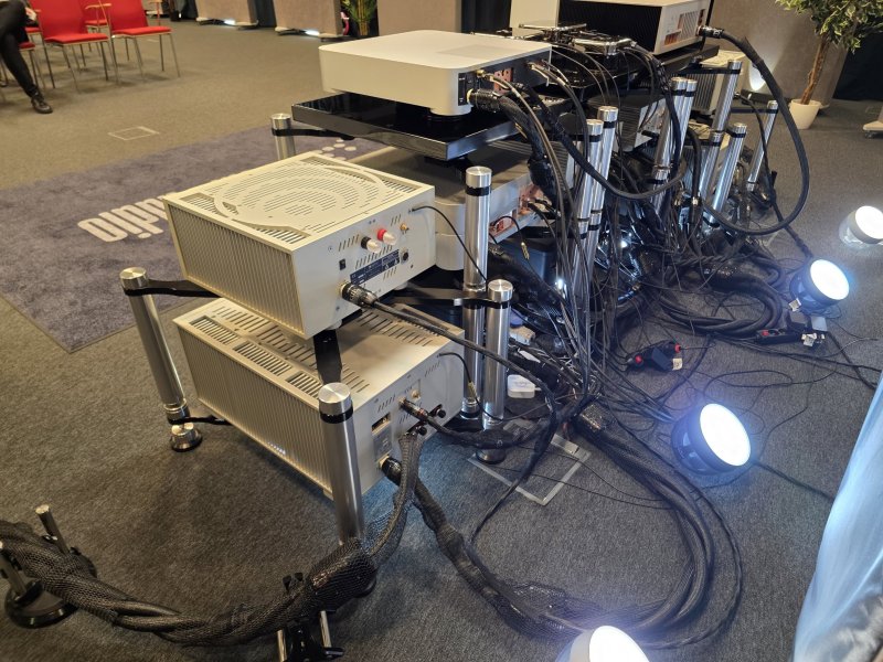 WhatsApp Image 2025-10-24 at 09.19.45.jpeg