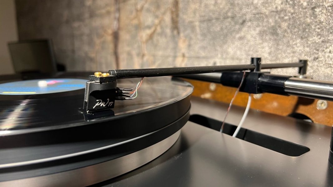 1 HOLBO mk2  + Ortofon Windfeld Ti.jpg