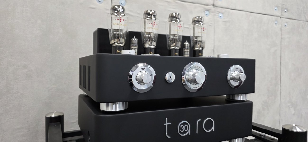 Tara.30-.jpg Tara.30-.jpg