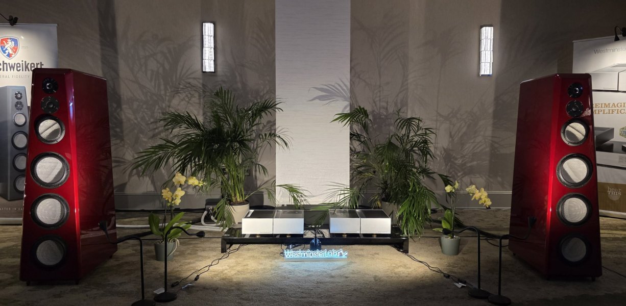 ULTRA 7 NYC Show.jpg ULTRA 7 NYC Show.jpg