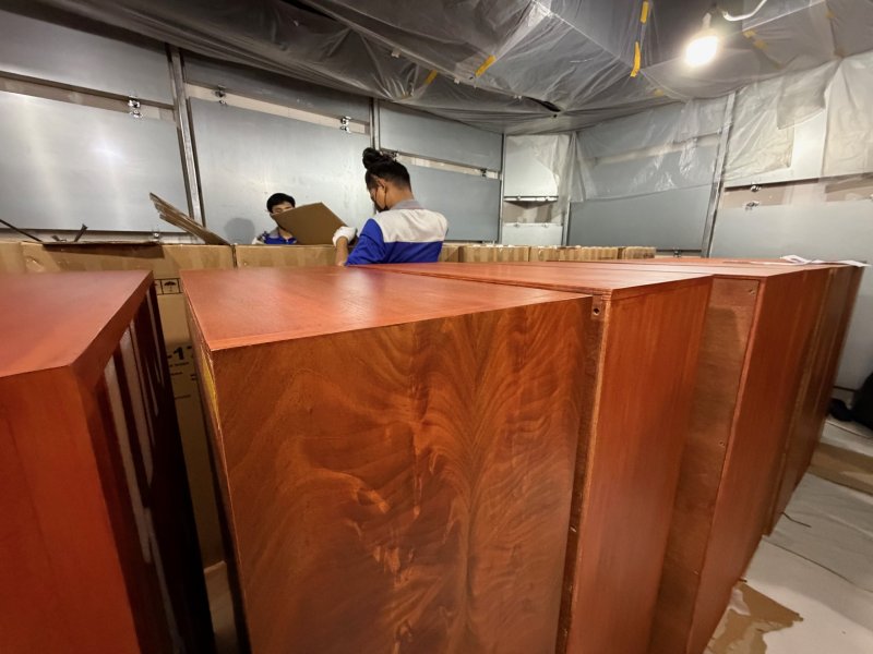 2025_12_05 fire burst mahogany.jpg