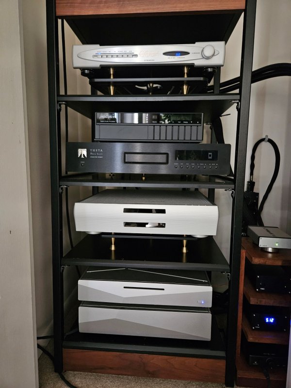 Rack 1.jpg Rack 1.jpg