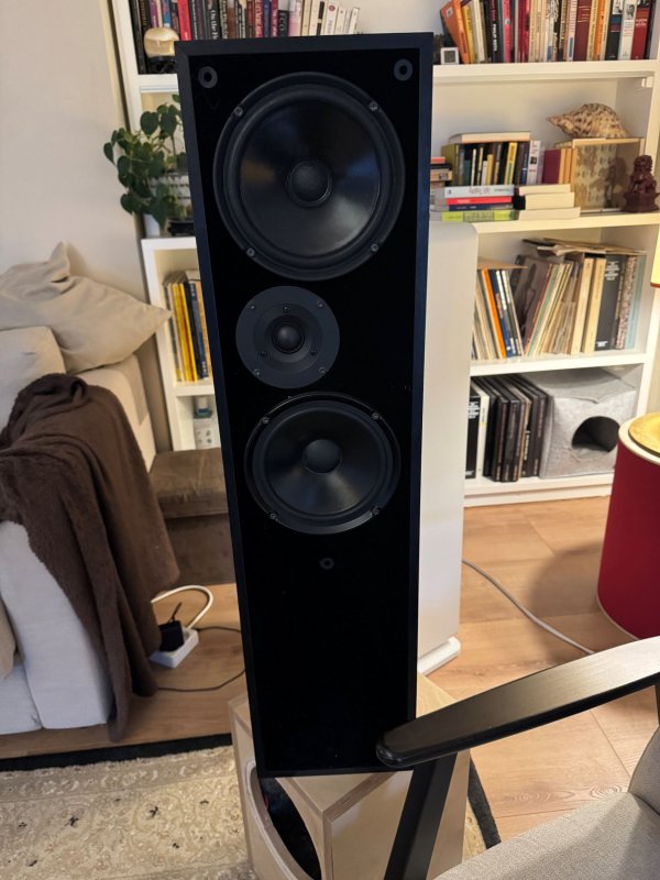 IMG_0696.jpg IMG_0696.jpg