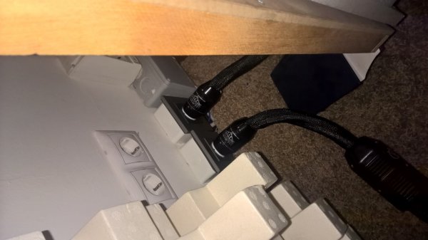 WP_20151026_21_44_43_Pro (Medium).jpg