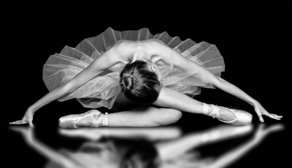 25-Best-Monochromatic-Black-and-White-Photography.jpg 25-Best-Monochromatic-Black-and-White-Photography.jpg