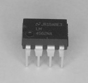 lm4562.jpg lm4562.jpg