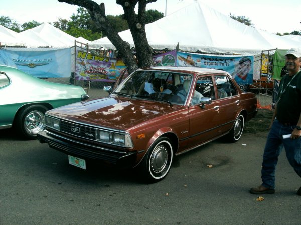 1980_Toyota_Corona_27540.jpg