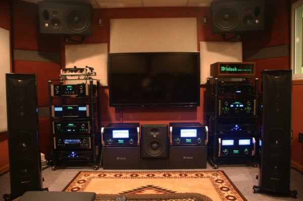 Studio1A.jpg Studio1A.jpg