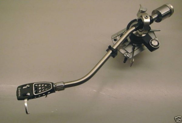 acos-lustre-gst-1-tonearm-1.jpg