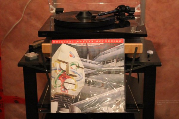 Alan Parsons Project - I Robot MFSL 45RPM.jpg Alan Parsons Project - I Robot MFSL 45RPM.jpg