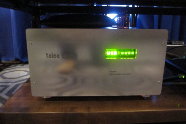 IMG_0051Los Angeles Audio Show 2017.JPG IMG_0051Los Angeles Audio Show 2017.JPG