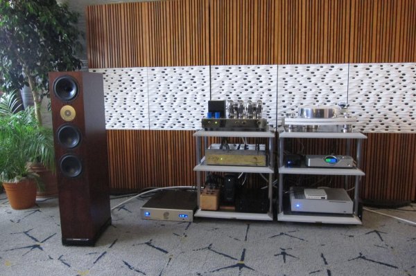 IMG_0229Los Angeles Audio Show 2017.jpg