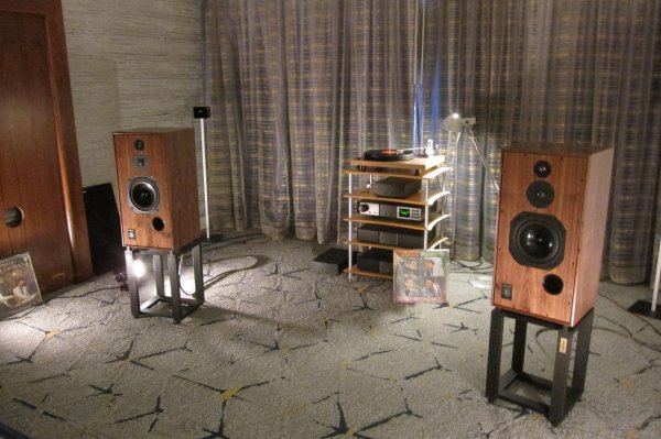 IMG_0329Los Angeles Audio Show 2017.jpg