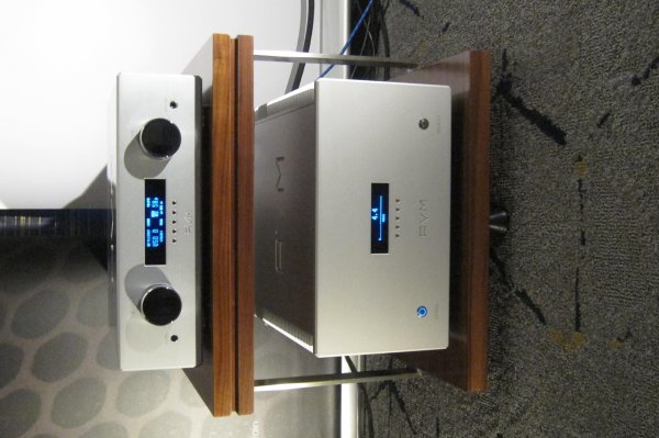 IMG_0356Los Angeles Audio Show 2017.jpg