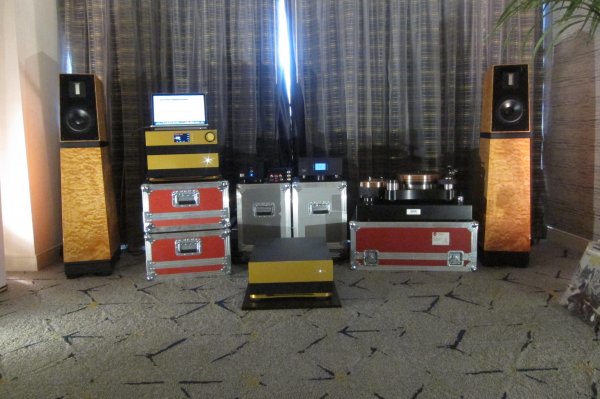 IMG_0413Los Angeles Audio Show 2017.jpg