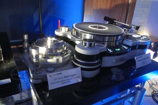 IMG_0424Los Angeles Audio Show 2017.JPG