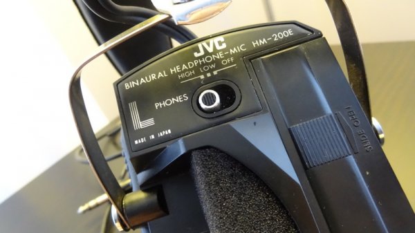 JVC%20HM-200E%20photo4.jpg