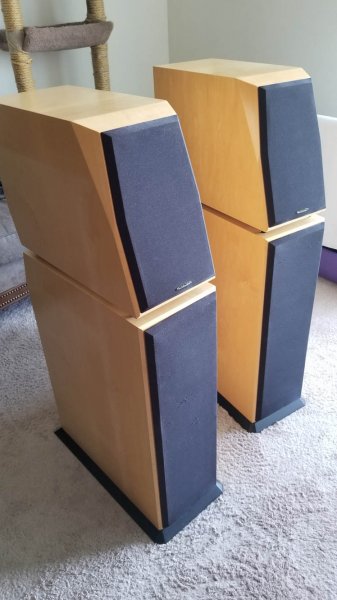 VR4jrSale-1.jpg VR4jrSale-1.jpg