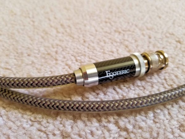 Esoteric-Mexcel-8NA2000-1_5meter-50ohm-BNC-BNC-cable1-closeup-20171018_105211.jpg Esoteric-Mexcel-8NA2000-1_5meter-50ohm-BNC-BNC-cable1-closeup-20171018_105211.jpg