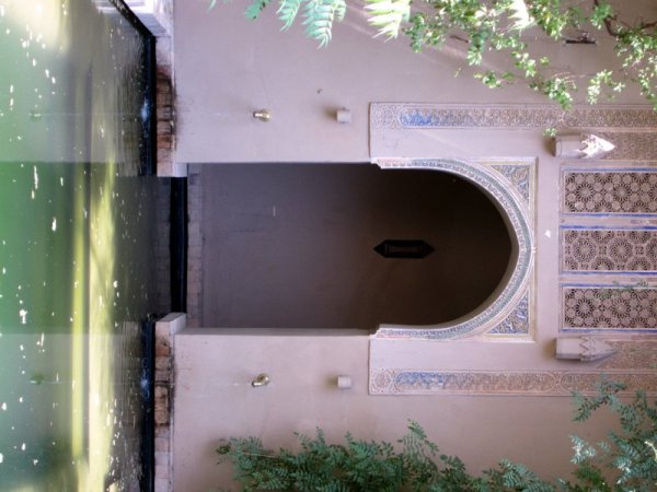 Courtyard Air well 2.jpg Courtyard Air well 2.jpg