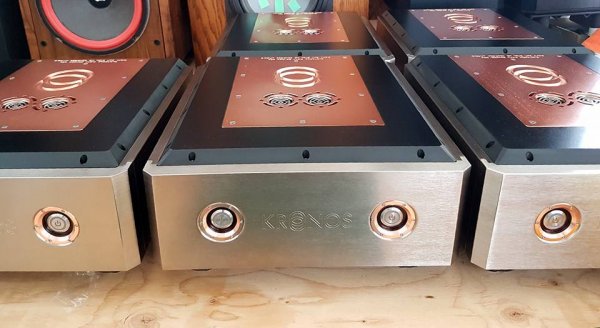 phono1.jpg phono1.jpg