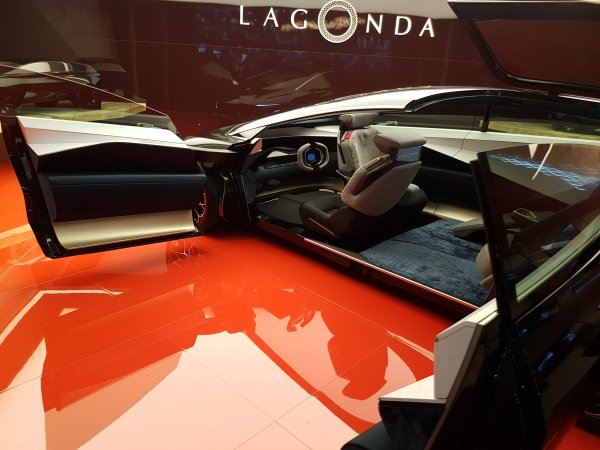 Lagonda 1.jpg