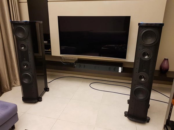 37686980.jpg 37686980.jpg