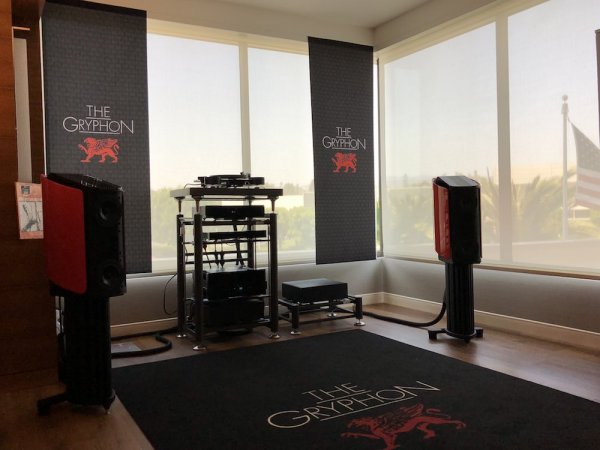 Gryphon @Newport.jpg