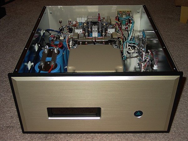 FM 811 MKII inside.jpg