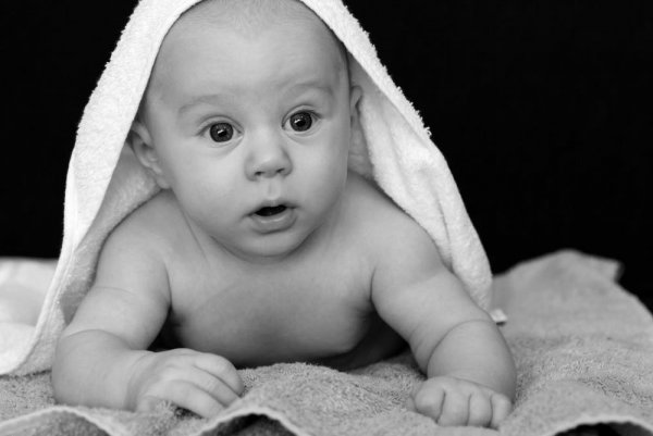 adorable-baby-bath-blanket-41202.jpeg