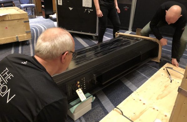 Trident6.jpg Trident6.jpg